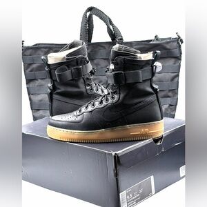 Limited Edition - Nike SF Air Force 1 'Gum' + Duffle Bag